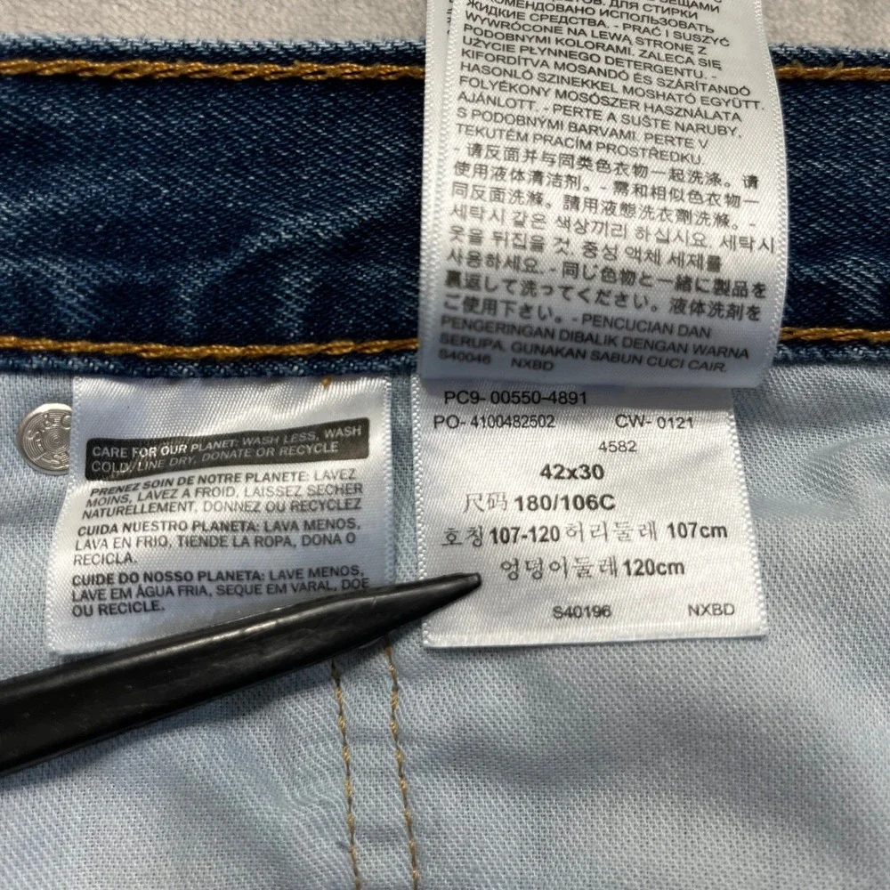 Levi's 550 Relaxed Fit Jeans Mens 42x30 Blue Excellent Tapered Leg Denim